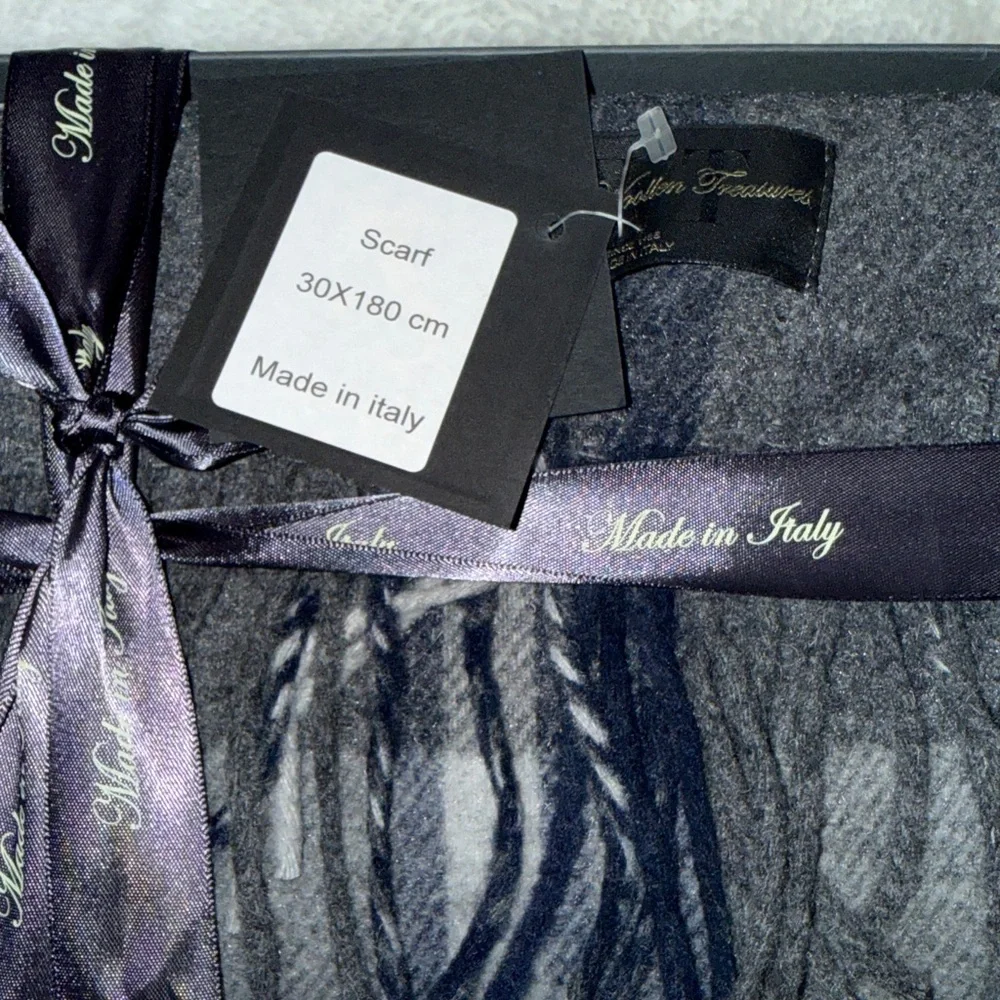 Sophisticated Black and Gray Men's Scarf
